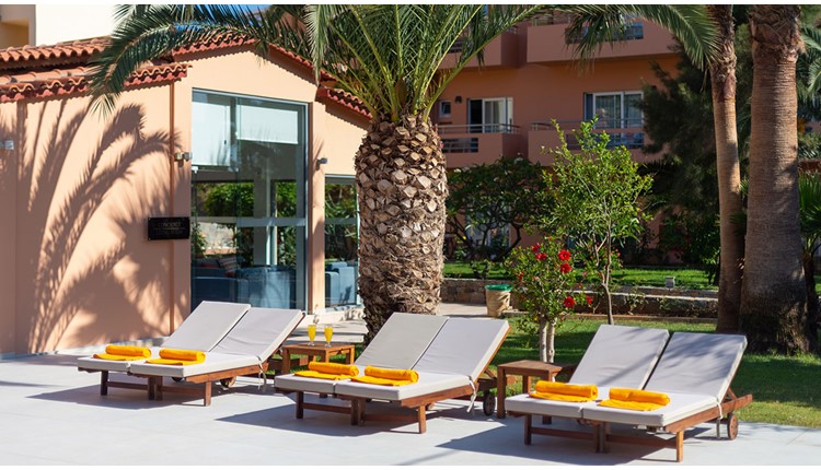 High Beach Hotel - NR, Крит